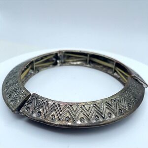 Antique‎ Bronze-Tone Tribal Bohemian Chevron Engraved Segmented Stretch Bangle